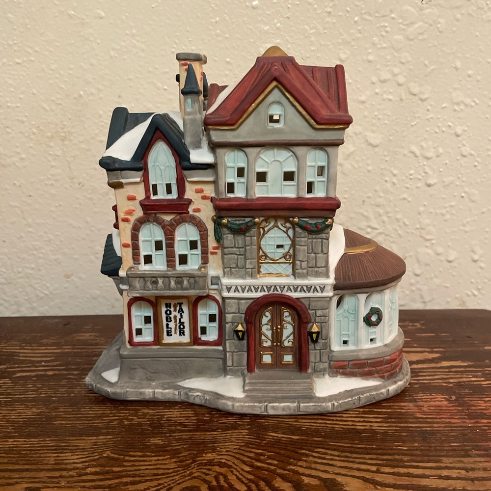 1997 Kirkland Victorian Christmas Village 59979 Replacement Noble Tailor